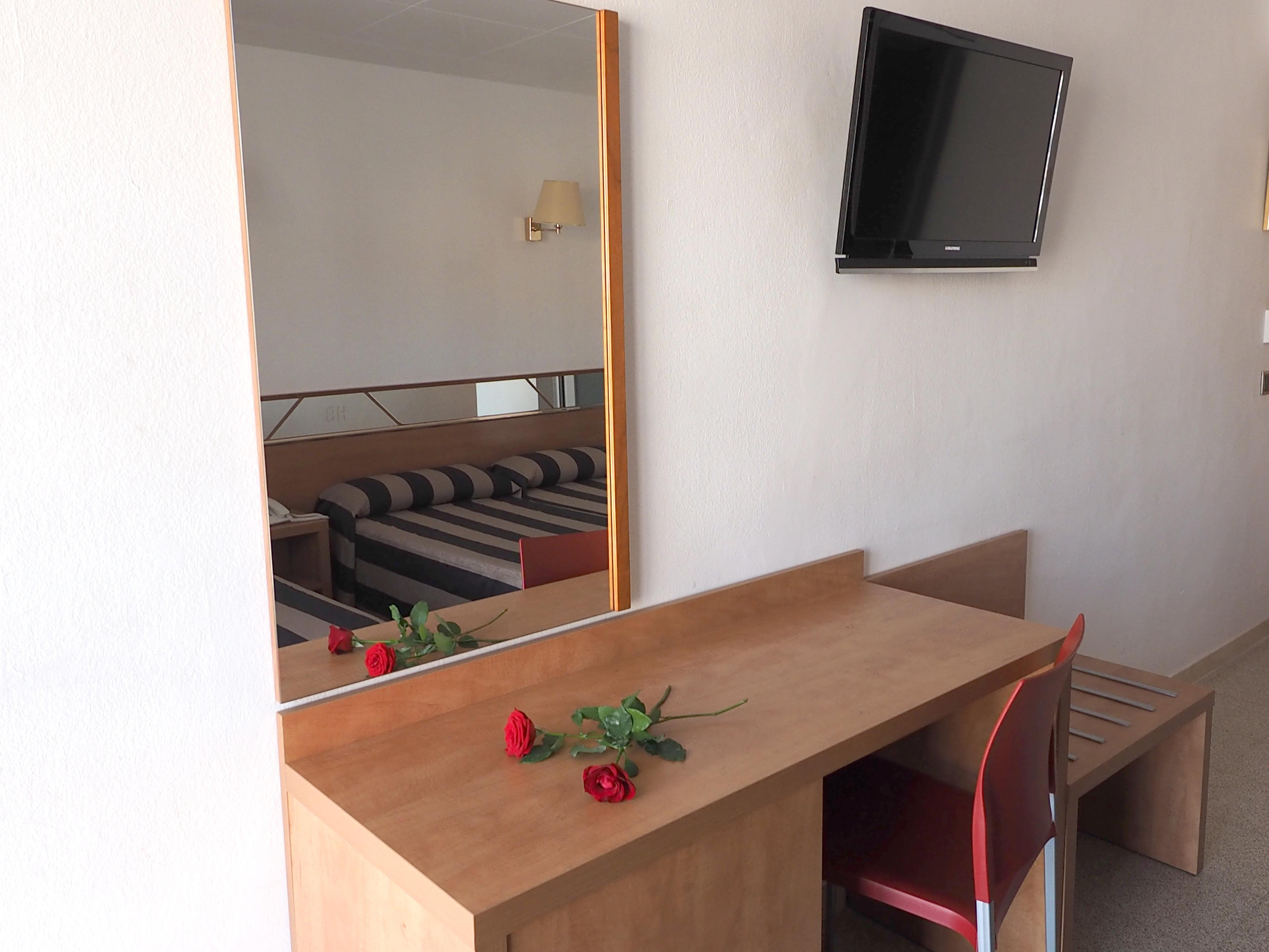 Cleopatra Hotel