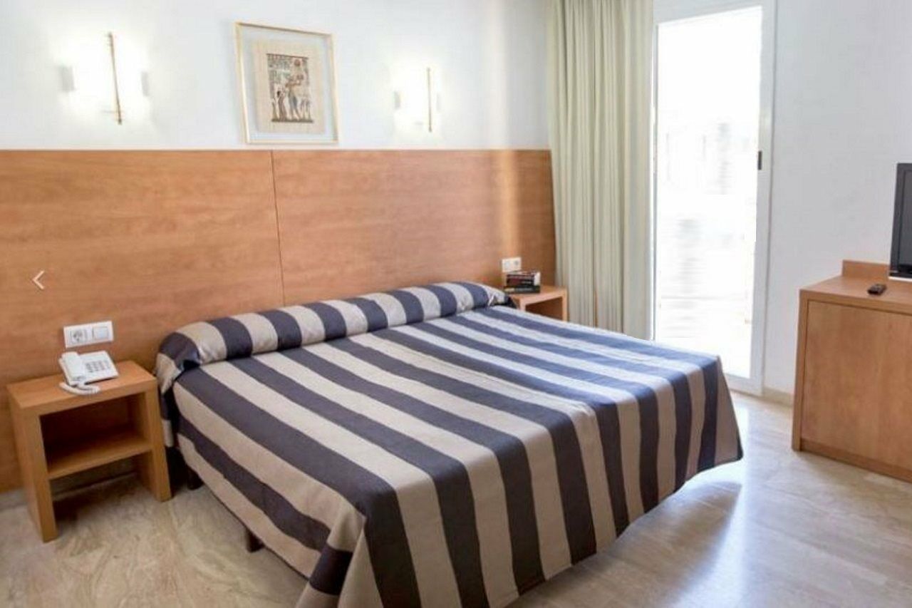 Cleopatra Hotel 4*